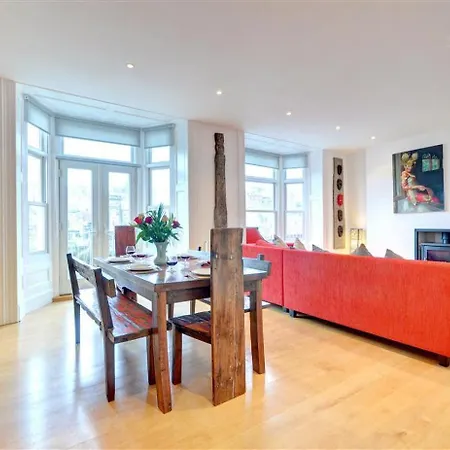 3 Bed In Oc-w120 Apartment
