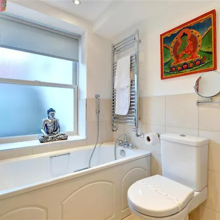 3 Bed In Oc-w120