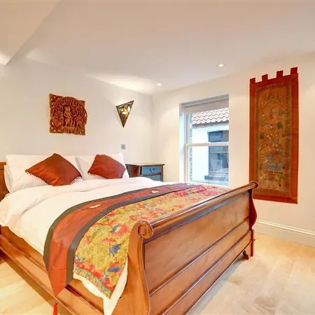 3 Bed In Oc-w120 דירה